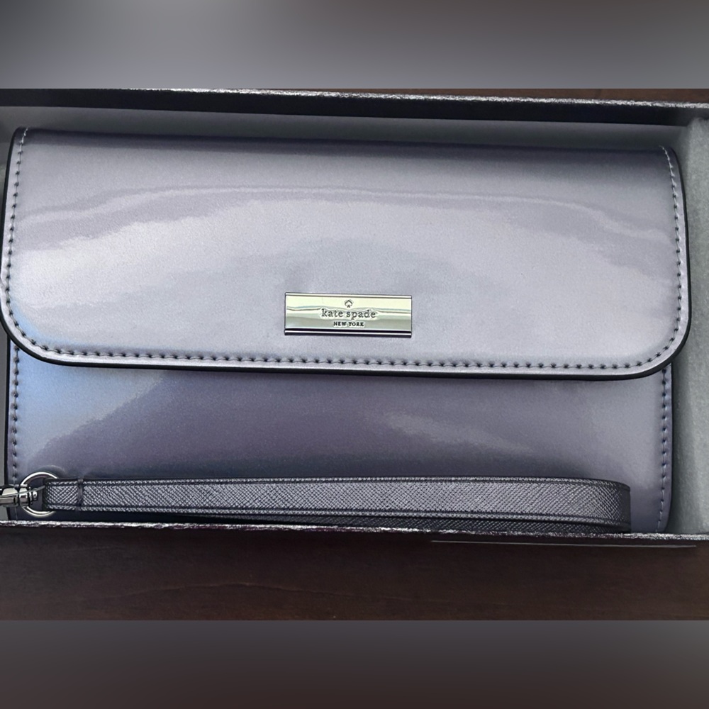 Kate Spade Kenzie patent fabric , lavender grey metallic wristlet